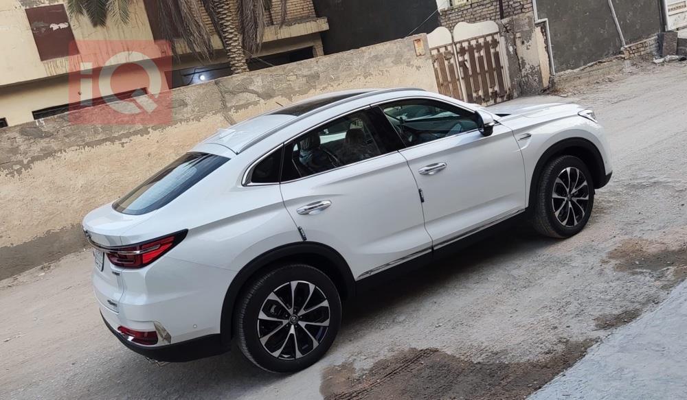 چانگان CS85